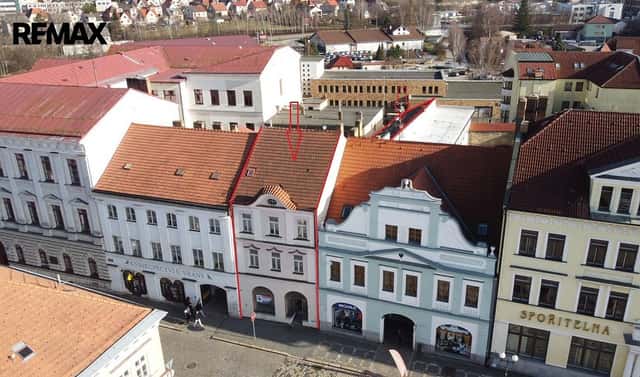 Prodej nájemního domu, činžáku 490 m², Masarykovo náměstí, Pelhřimov