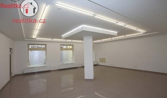 Pronájem obchodních prostor 100 m², Štítného, Jindřichův Hradec – Jindřichův Hradec I