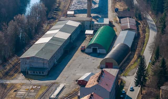 Pronájem skladovacích prostor 864 m², Papírenská, Větřní, okres Český Krumlov