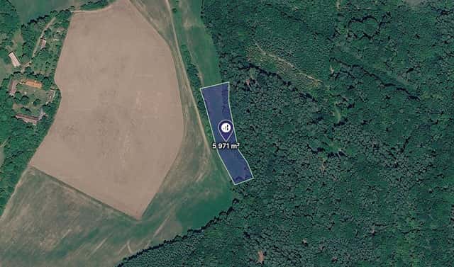 Prodej pole 2 388 m², Vinařice, okres Louny