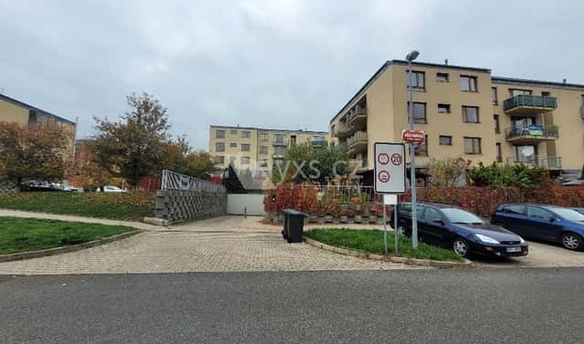 Pronájem parkovacího stání novostavba, ul. Věstonická, Praha 5 Zličín, Věstonická, Praha 5 – Zličín