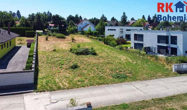Prodej stavebního pozemku 1 576 m², U Pole, Šestajovice, okres Praha-východ
