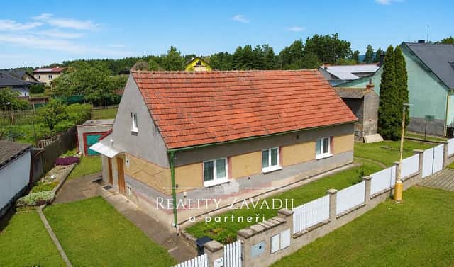 Prodej domu 130 m² s pozemkem 1 716 m², Pod Hájem, Vroutek, okres Louny