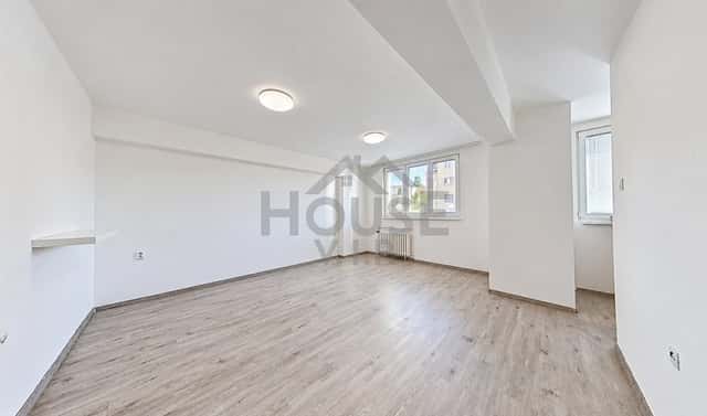 Prodej bytu 2+1 54 m², U zastávky, Praha 4 – Modřany