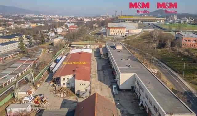 Pronájem obchodních prostor 1 100 m², Libušina, Teplice