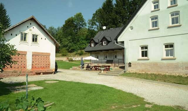 Prodej domu 300 m² s pozemkem 2 000 m², Vidochov – Stupná, okres Jičín