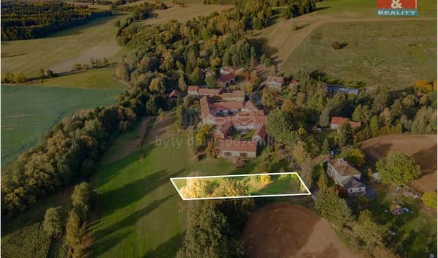 Prodej stavebního pozemku 763 m², Lipová – Dolní Lažany, okres Cheb