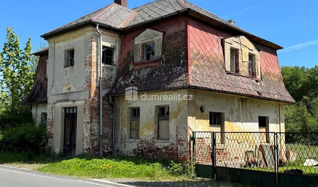 Prodej domu 349 m² s pozemkem 796 m², Cvikov – Lindava, okres Česká Lípa