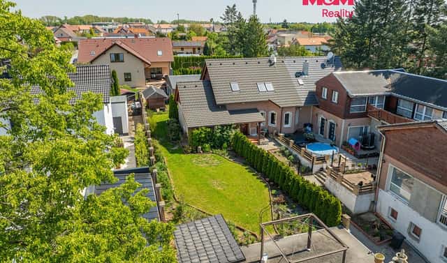 Prodej domu 180 m² s pozemkem 1 292 m², Malá Strana, Drahelčice, okres Praha-západ