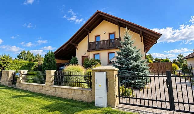 Prodej domu 198 m² s pozemkem 1 418 m², Suchý, okres Blansko