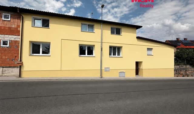 Prodej nájemního domu, činžáku 230 m², Václavská, Dobrovice, okres Mladá Boleslav