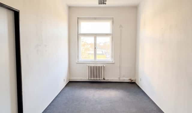 Pronájem kanceláře 16 m², Bubenské nábřeží, Praha 7 – Holešovice
