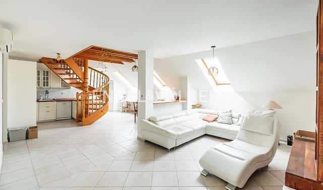 Pronájem bytu 3+kk 90 m², Ostrovní, Praha 1 – Nové Město