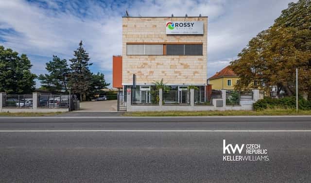 Pronájem obchodních prostor 325 m², Vídeňská, Praha 4 – Kunratice