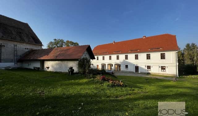 Prodej ubytovacího objektu 800 m², Snědovice – Mošnice, okres Litoměřice