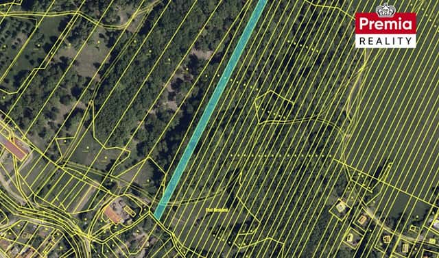 Prodej pozemku 9 685 m², Nová Lhota, okres Hodonín