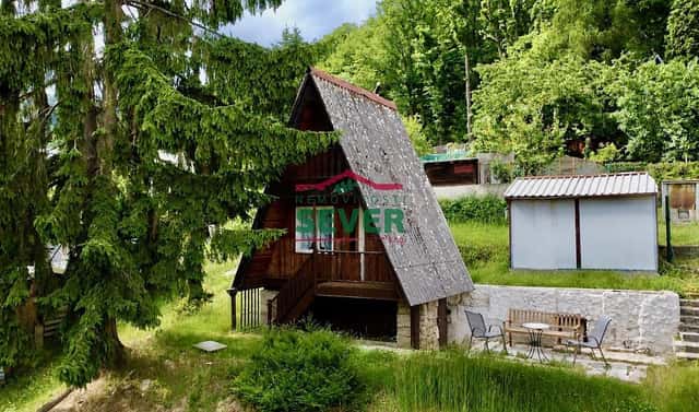 Prodej chaty/chalupy 30 m² s pozemkem 622 m², Sadová, Horní Jiřetín, okres Most