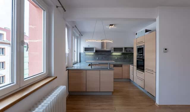 Prodej bytu 3+1 85 m², Novovysočanská, Praha 9 – Vysočany