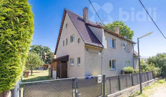 Prodej domu 153 m² s pozemkem 428 m², Smetanova, Lužec nad Vltavou, okres Mělník