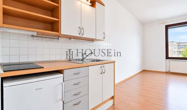 Pronájem bytu 1+kk 32 m², Kozácká, Praha 10 – Vršovice