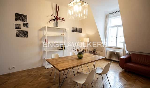 Pronájem bytu 2+1 89 m², Štěpánská, Praha 1 – Nové Město