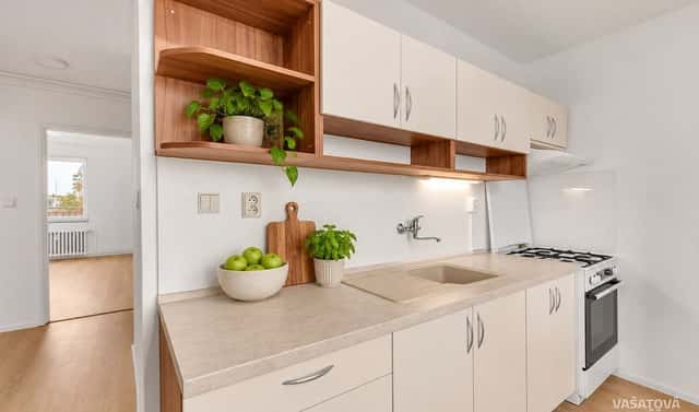 Pronájem bytu 3+1 61 m², Oskara Nedbala, Hradec Králové – Pražské Předměstí