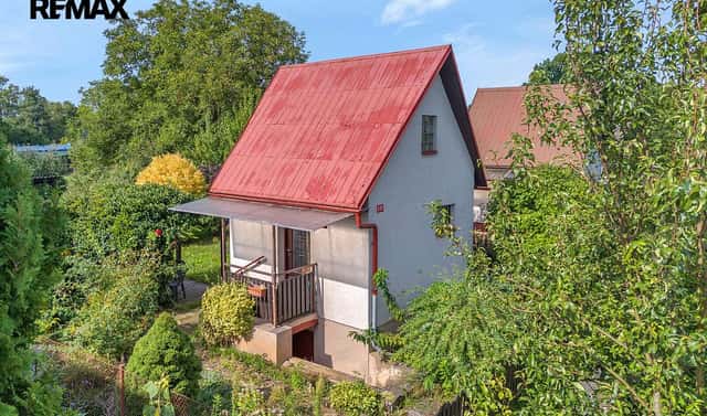 Prodej chaty/chalupy 45 m² s pozemkem 22 m², Hradec Králové