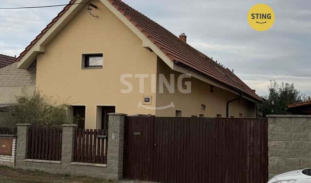 Pronájem domu 170 m² s pozemkem 307 m², Cítov, okres Mělník