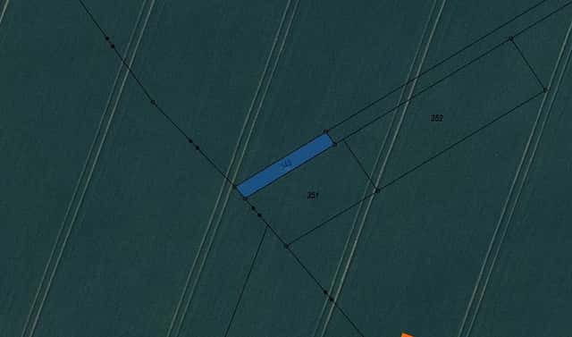 Prodej pole 22 m², Lužec nad Vltavou, okres Mělník