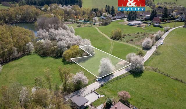 Prodej stavebního pozemku 1 877 m², Břasy – Vranovice, okres Rokycany