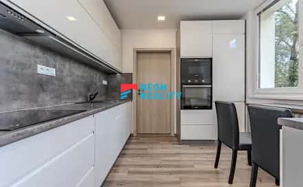 Pronájem bytu 3+1 77 m², Dr. M. Tyrše, Frýdek-Místek – Frýdek