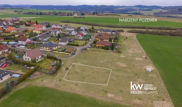 Prodej stavebního pozemku 660 m², Malá Hraštice – Velká Hraštice, okres Příbram