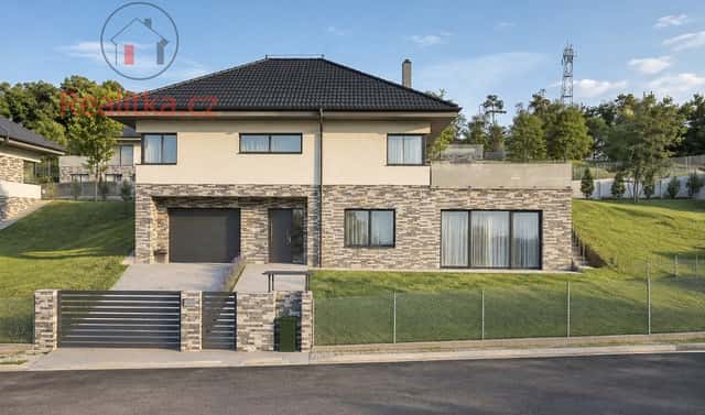 Prodej domu 245 m² s pozemkem 1 016 m², Pod Oborou, Ondřejov – Turkovice, okres Praha-východ