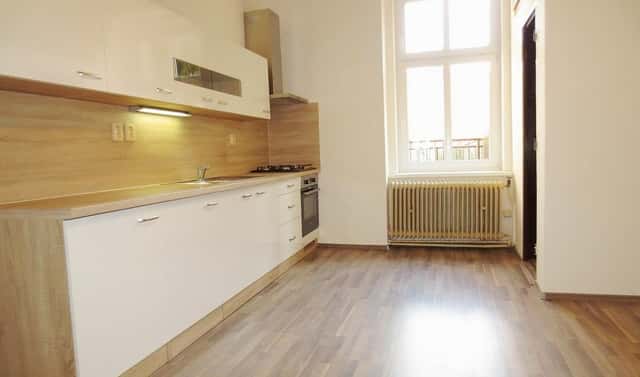 Pronájem bytu 2+1 68 m², Koperníkova, Plzeň – Jižní Předměstí, okres Plzeň-město