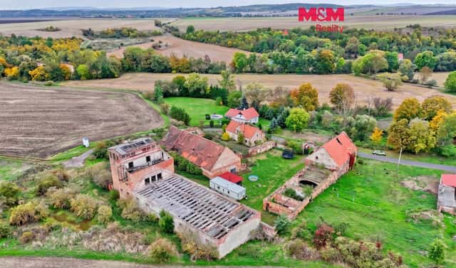 Prodej domu 191 m² s pozemkem 2 152 m², Krásný Dvůr – Zlovědice, okres Louny