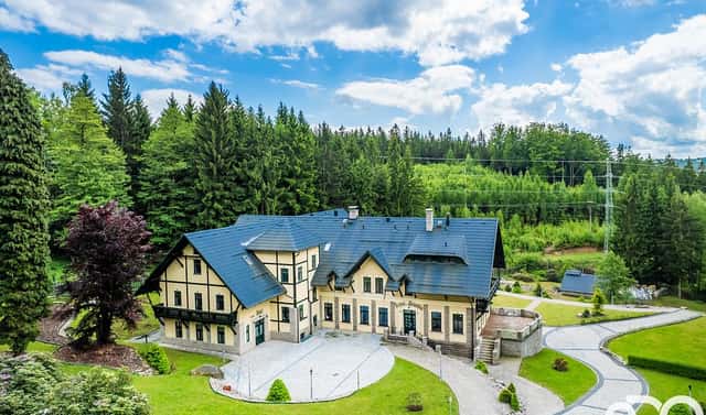 Prodej ubytovacího objektu 2 930 m², U Lesního divadla, Jablonec nad Nisou – Proseč nad Nisou