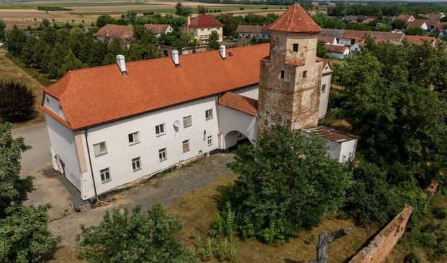 Prodej komerčního pozemku 83 936 m², Vlasatice, okres Brno-venkov