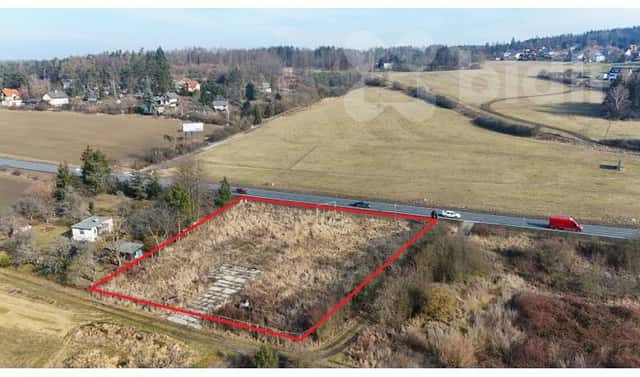 Prodej komerčního pozemku 3 106 m², Plzeň, okres Plzeň-město