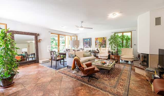 Pronájem domu 340 m² s pozemkem 1 197 m², Malý dvůr, Praha 6 – Nebušice