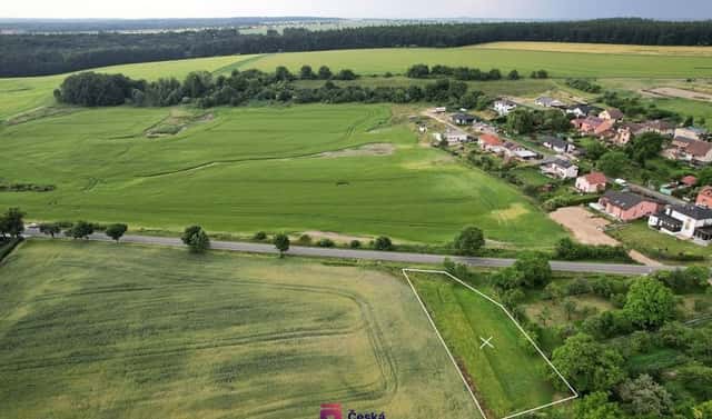 Prodej stavebního pozemku 1 175 m², Hradečno – Nová Ves, okres Kladno
