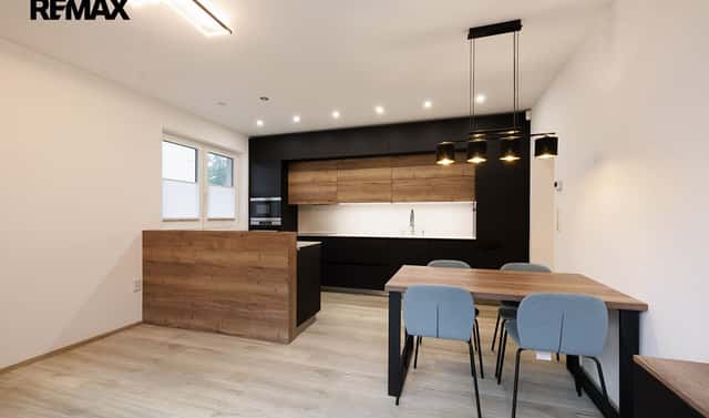 Prodej bytu 3+kk 71 m², Husova, Hronov, okres Náchod