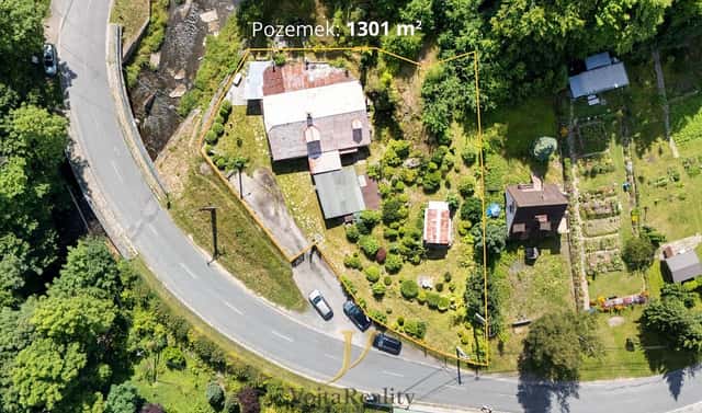 Prodej stavebního pozemku 1 301 m², Hlubočky – Hrubá Voda, okres Olomouc