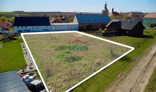 Prodej stavebního pozemku 1 732 m², Droužkovice, okres Chomutov