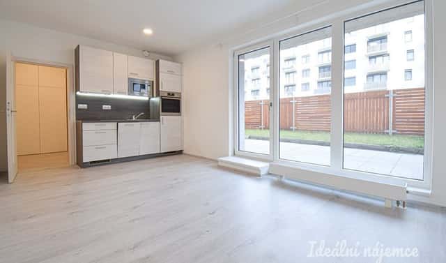Pronájem bytu 1+kk 29 m², Střední, Brno – Ponava, okres Brno-město
