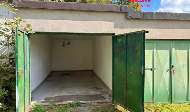 Prodej garáže, 18 m2, Praha, ul. Pod Petřinami, Pod Petřinami, Praha 6 – Veleslavín