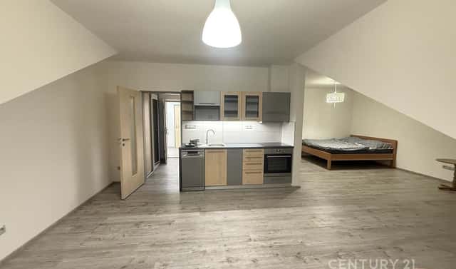 Pronájem bytu 1+kk 48 m², Sportovní, Tachlovice, okres Praha-západ