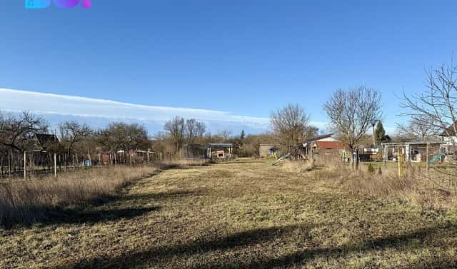 Prodej stavebního pozemku 1 809 m², Znojmo