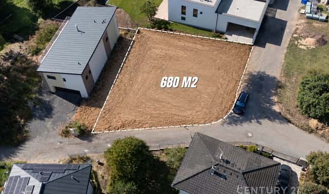 Prodej zahrady 680 m², Veleň, okres Praha-východ