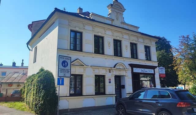 Prodej domu 220 m² s pozemkem 144 m², nám. Svobody, Jeseník