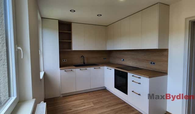 Pronájem bytu 3+1 77 m², Dalešická, Jablonec nad Nisou – Kokonín